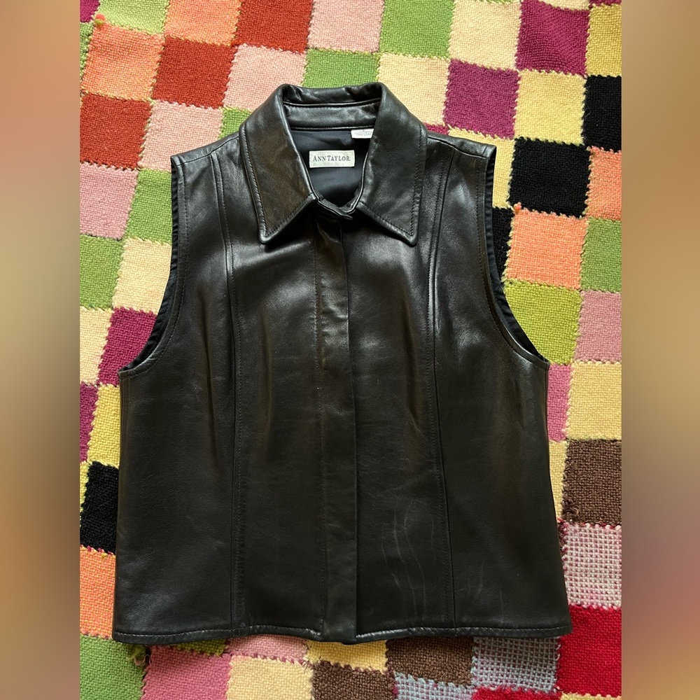Soft Leather Ann Taylor zip up vest